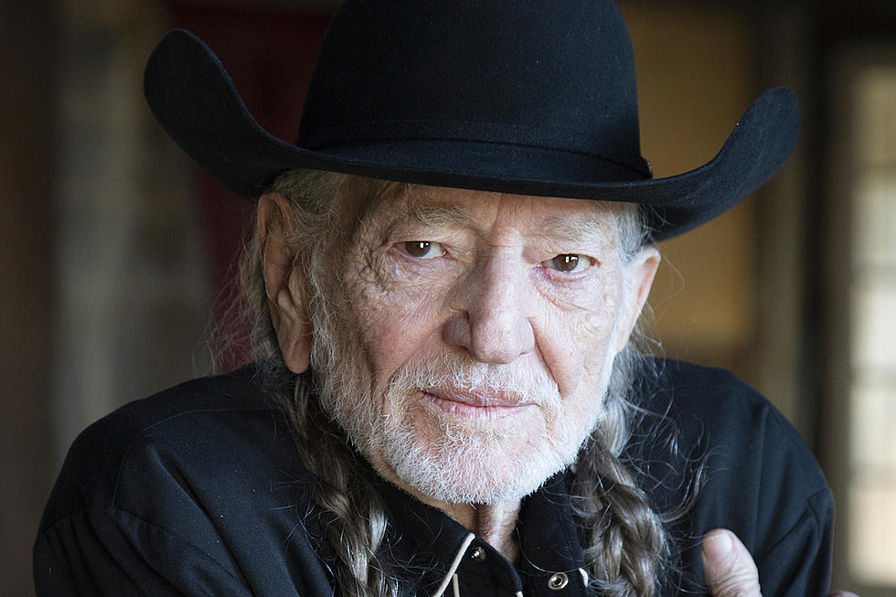 Willie Nelson&#39;s Darkest Days — History of Country Music Podcast